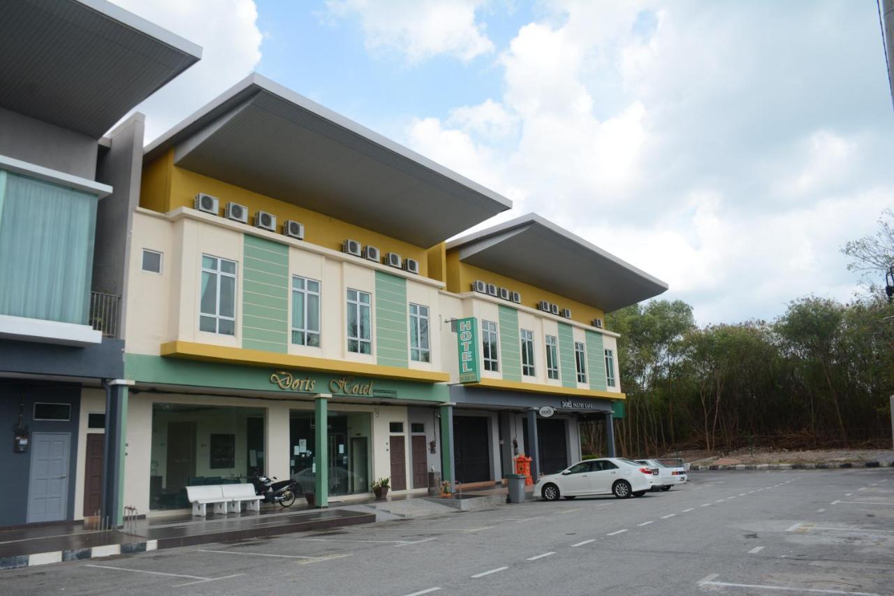 Doris Hotel Malacca Exterior photo