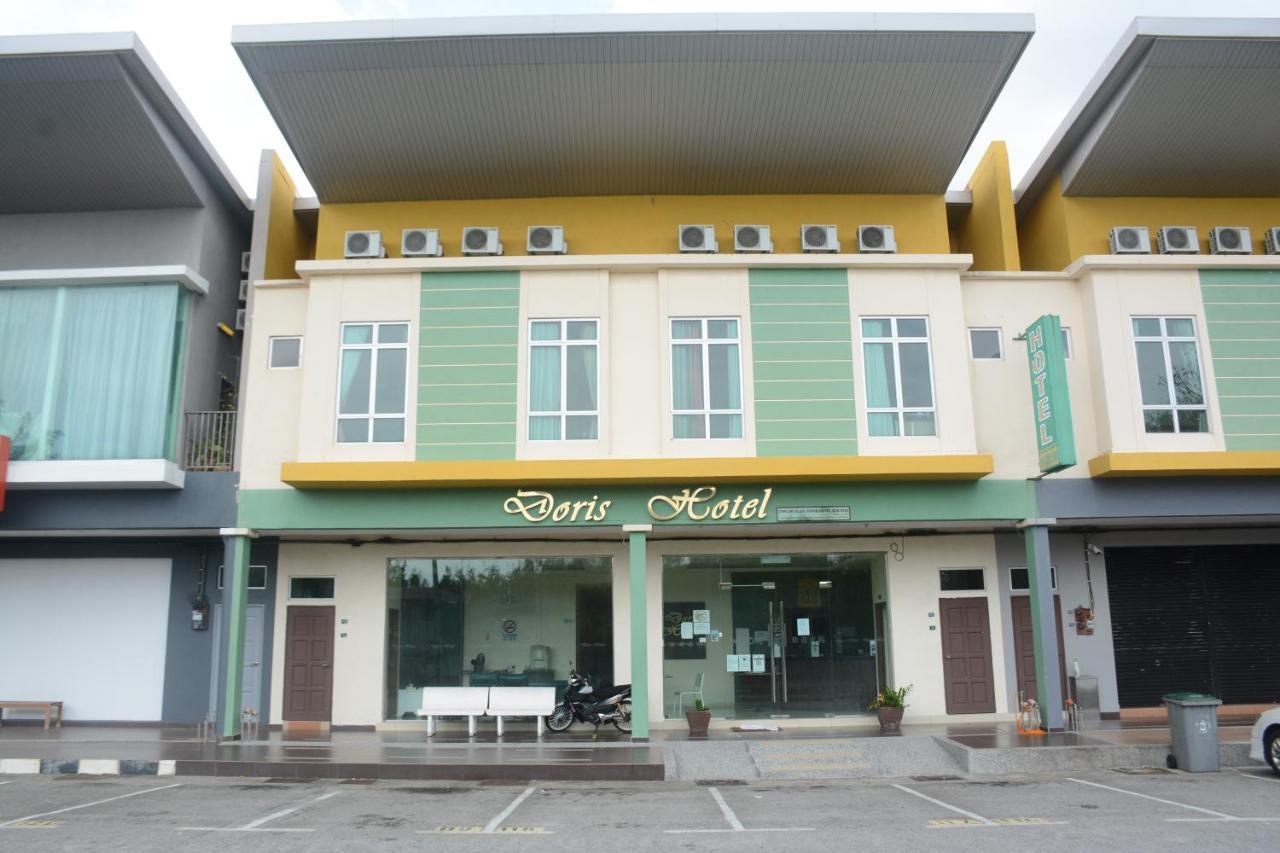 Doris Hotel Malacca Exterior photo