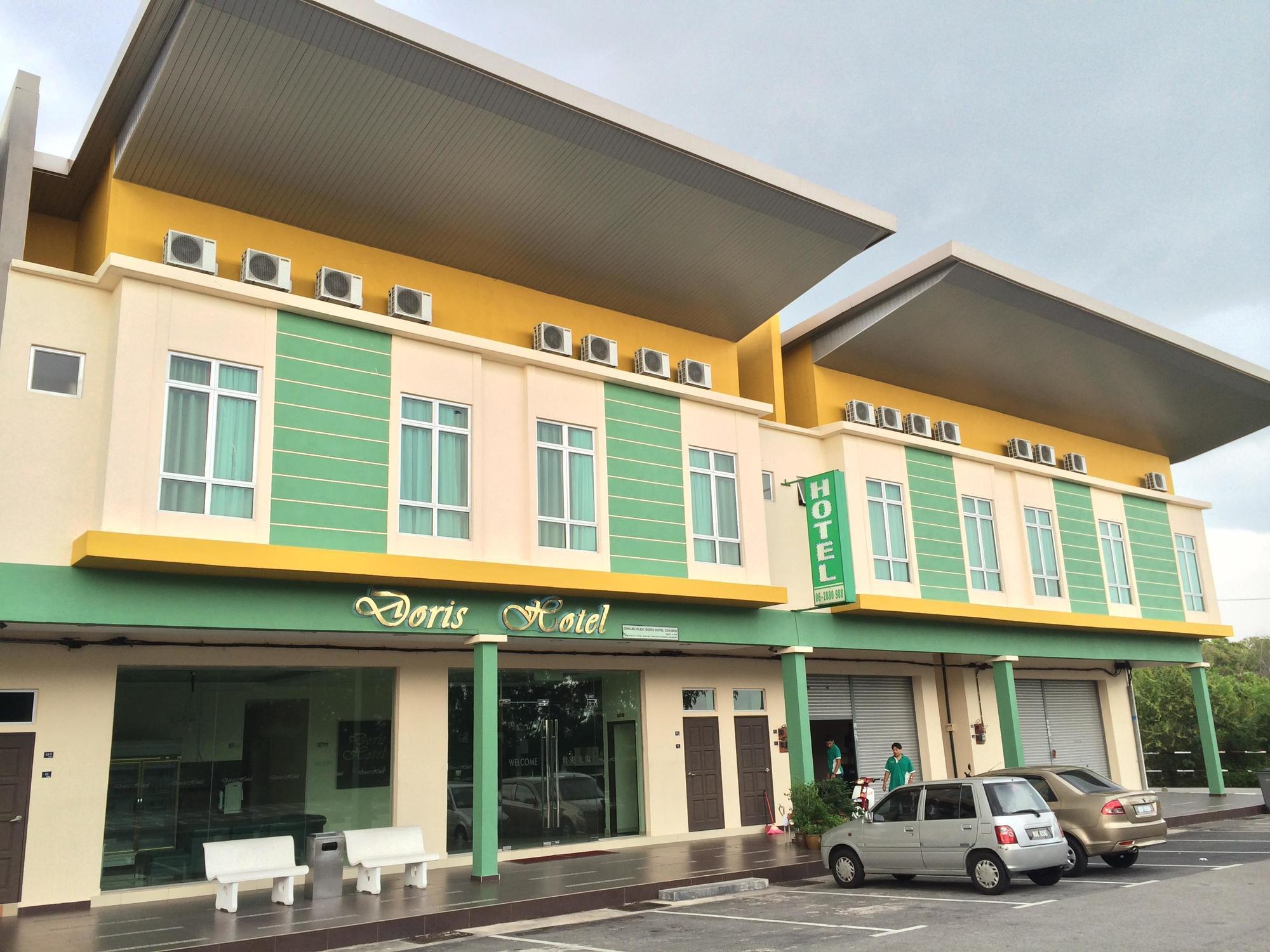 Doris Hotel Malacca Exterior photo